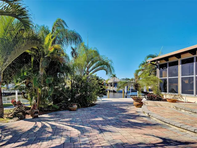 $1,450,000 | 107 Free Court Southeast, Port Charlotte, FL 33952