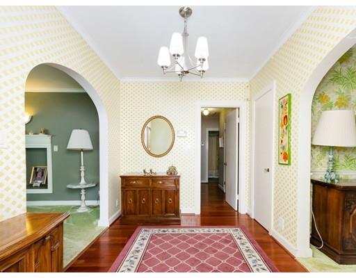 99 Bellingham Road Brookline, MA 02467 - Photo 4 of 22 Gallery Image 4