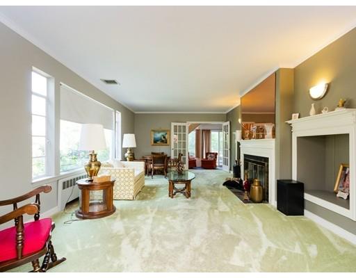 99 Bellingham Road Brookline, MA 02467 - Photo 6 of 22 Gallery Image 6