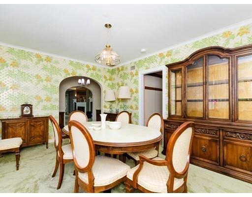99 Bellingham Road Brookline, MA 02467 - Photo 8 of 22 Gallery Image 8