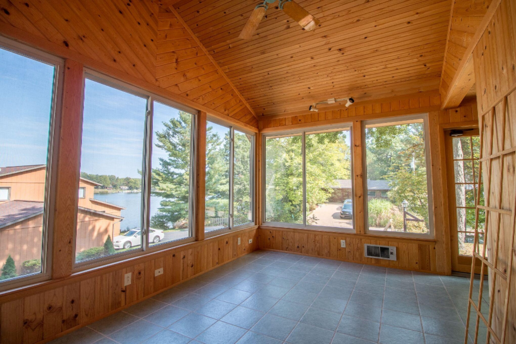 7830 West Royal Road Canadian Lakes, MI 49346 - Photo 11 of 36 4 Season Rm Off dining area