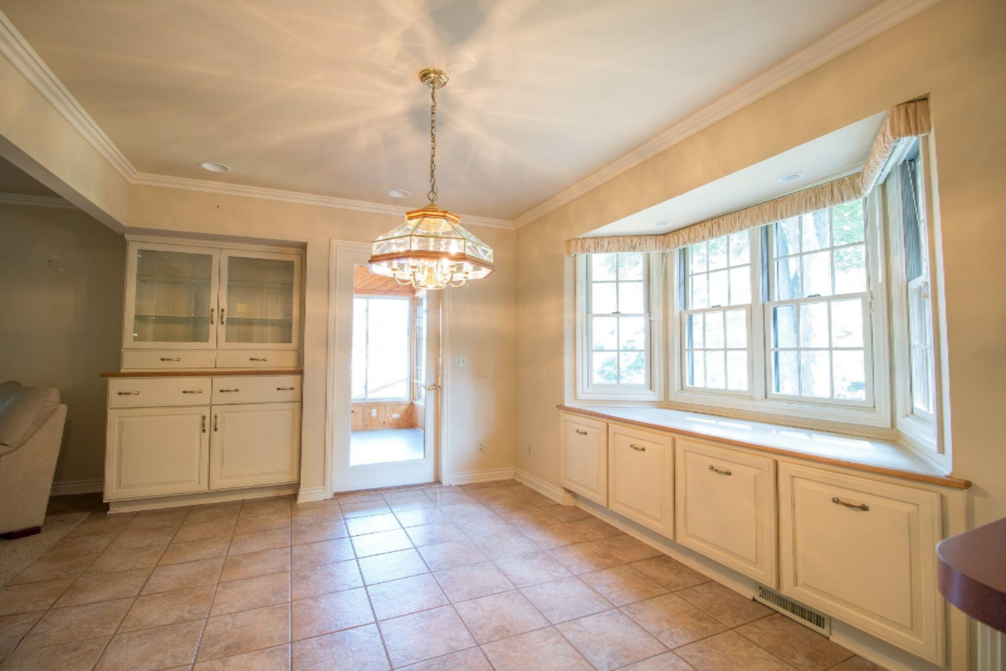 7830 West Royal Road Canadian Lakes, MI 49346 - Photo 10 of 36 Dining area