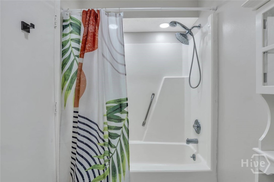 1131 Cobb Road Savannah, GA 31410 - Photo 14 of 22