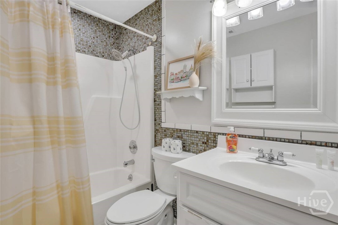 1131 Cobb Road Savannah, GA 31410 - Photo 18 of 22