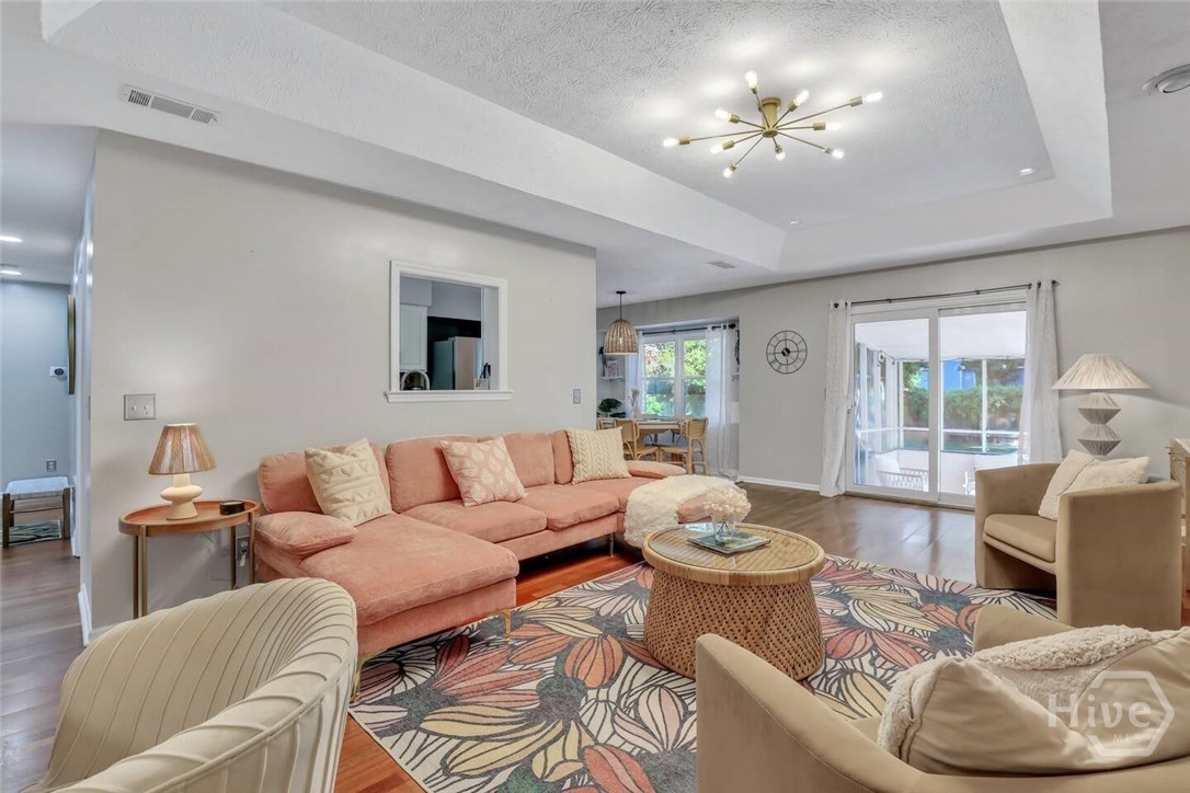 1131 Cobb Road Savannah, GA 31410 - Photo 6 of 22