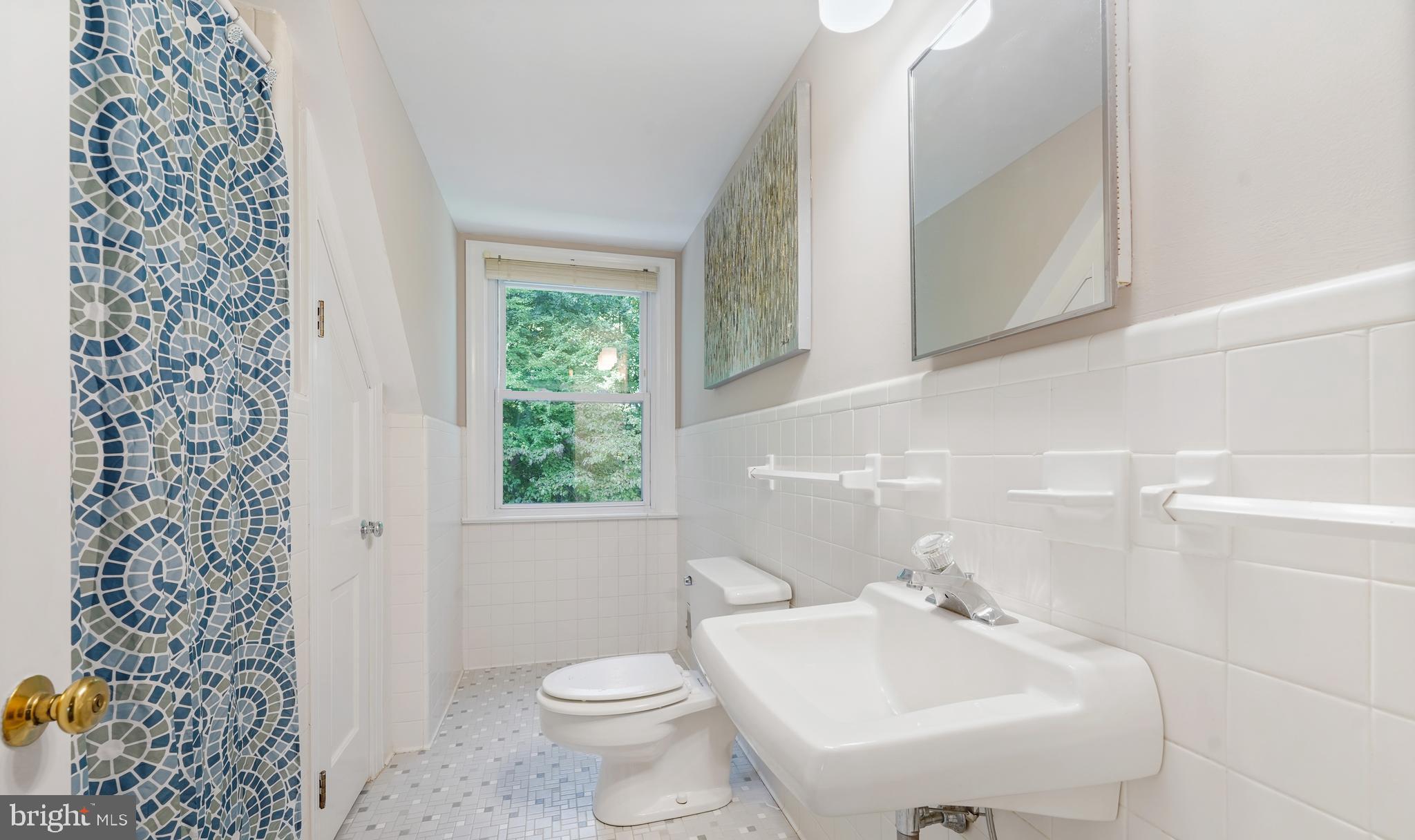 351 Hillendale Road Chadds Ford, PA 19317 - Photo 43 of 60 Third Floor Hall Bathroom