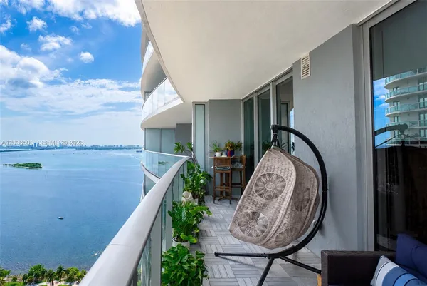 $635,000 | 488 Northeast 18th Street, Unit 3007, Miami, FL 33132