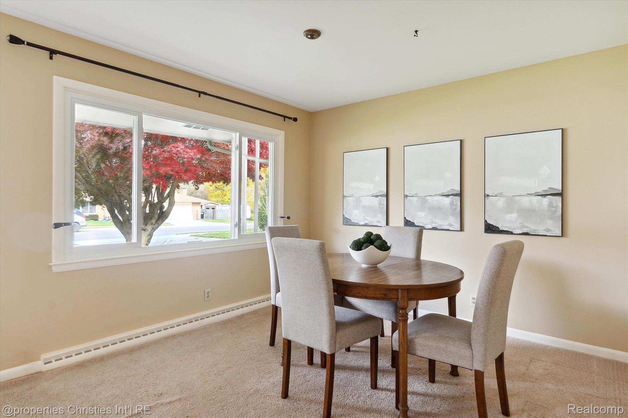 728 Devonshire Road Fowlerville, MI 48836 - Photo 7 of 51 Gallery Image 7