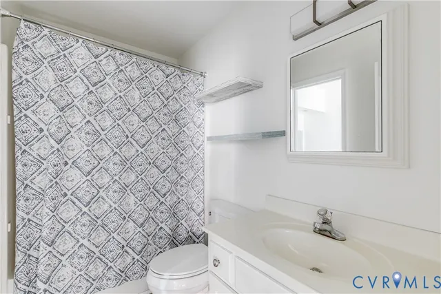 $359,000 | 11701 Clear Ridge Drive, Midlothian, VA 23112