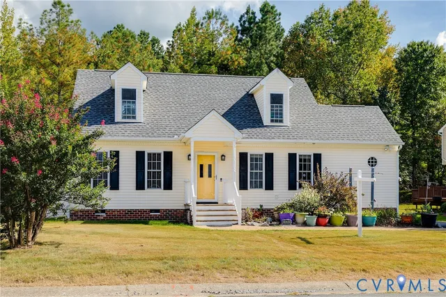$359,000 | 11701 Clear Ridge Drive, Midlothian, VA 23112