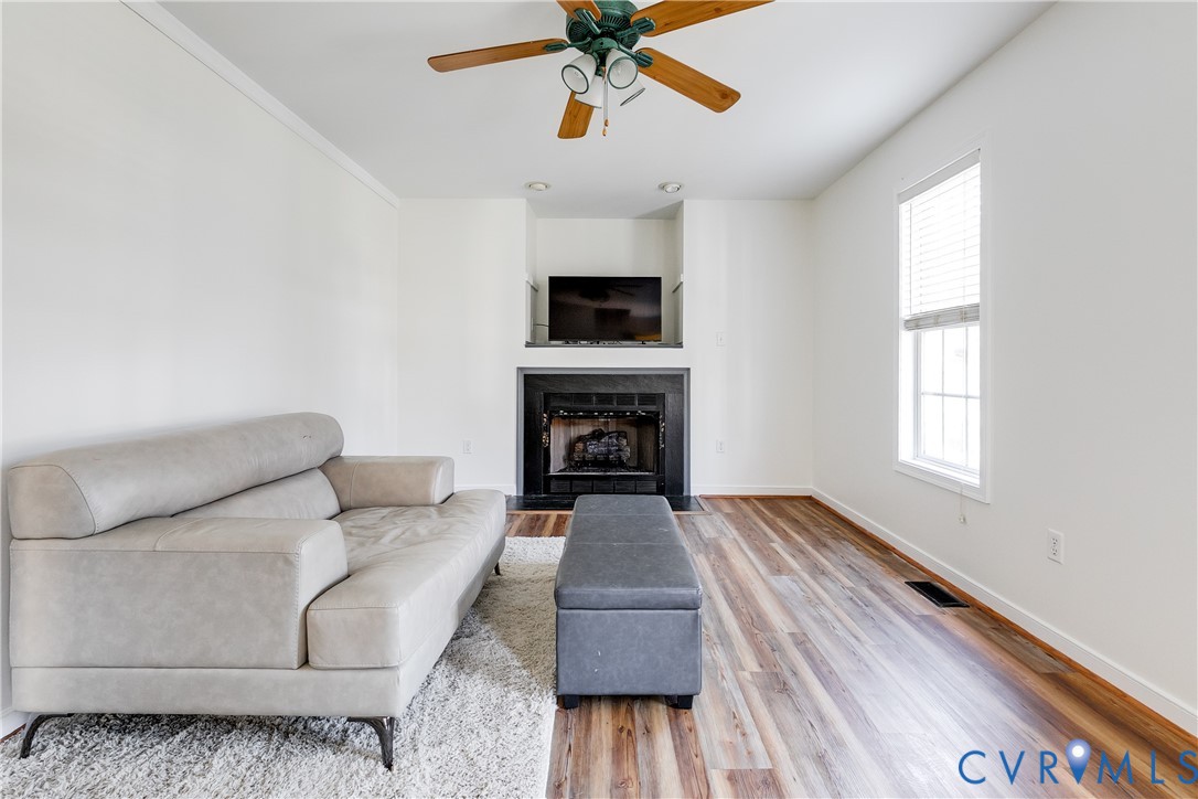 11701 Clear Ridge Drive Midlothian, VA 23112 - Photo 5 of 40