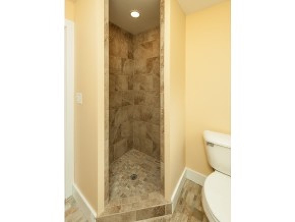 201 Pine Hill Road York, ME 03902 - Photo 18 of 24 Gallery Image 18