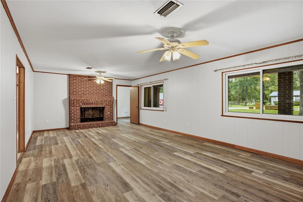 130 Southwest 75th Terrace Gainesville, FL 32607 - Photo 10 of 42 Gallery Image 10