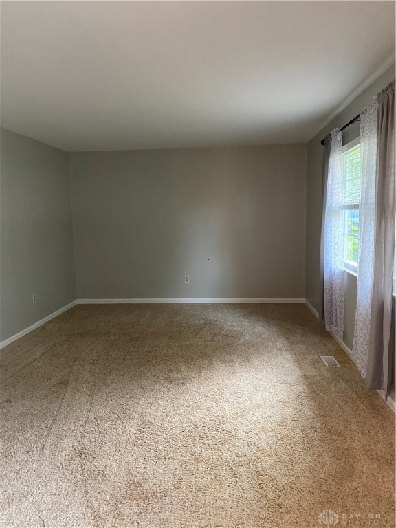 2276 Andrew Road Kettering, OH 45440 - Photo 4 of 12 Gallery Image 4