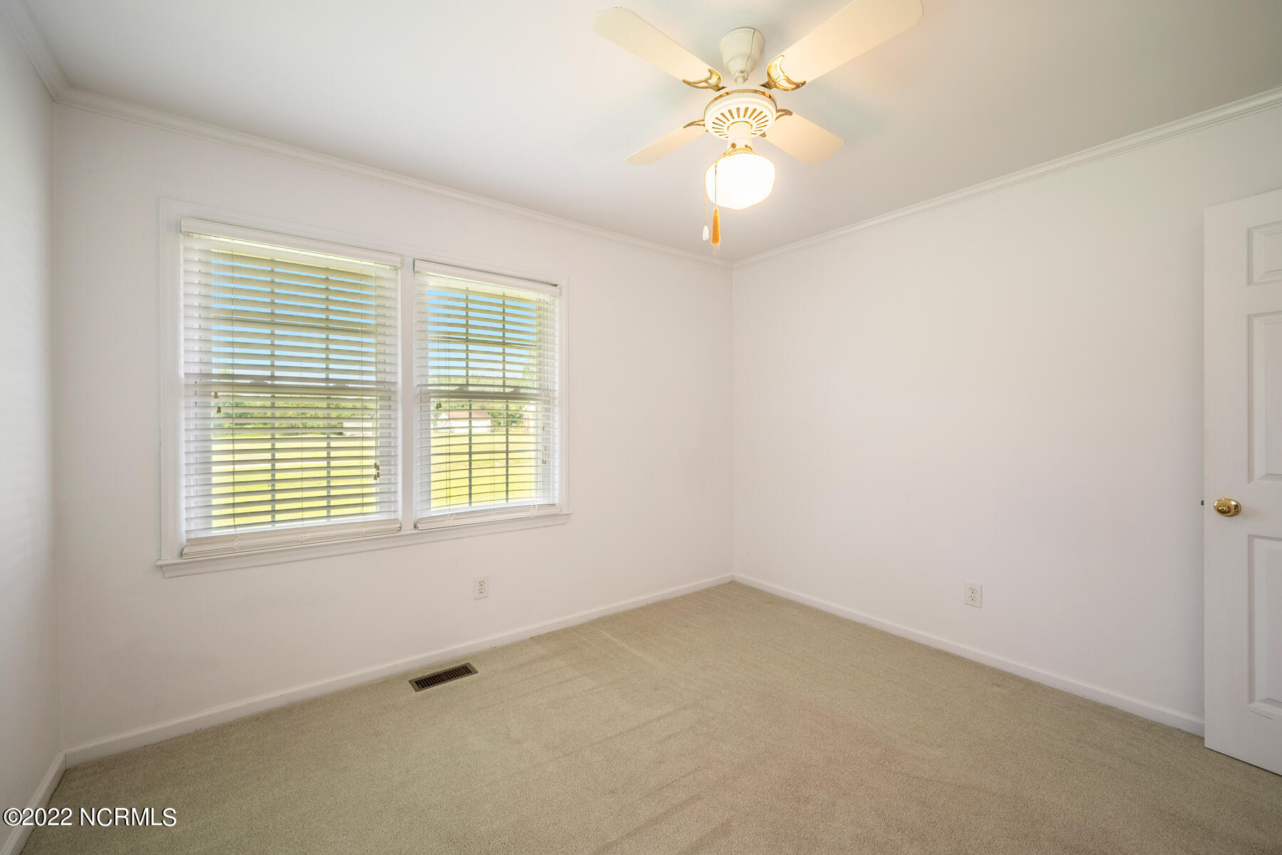 699 Edwards Bridge Road Grifton, NC 28530 - Photo 14 of 42 699 Edwards Bridge Road-00014