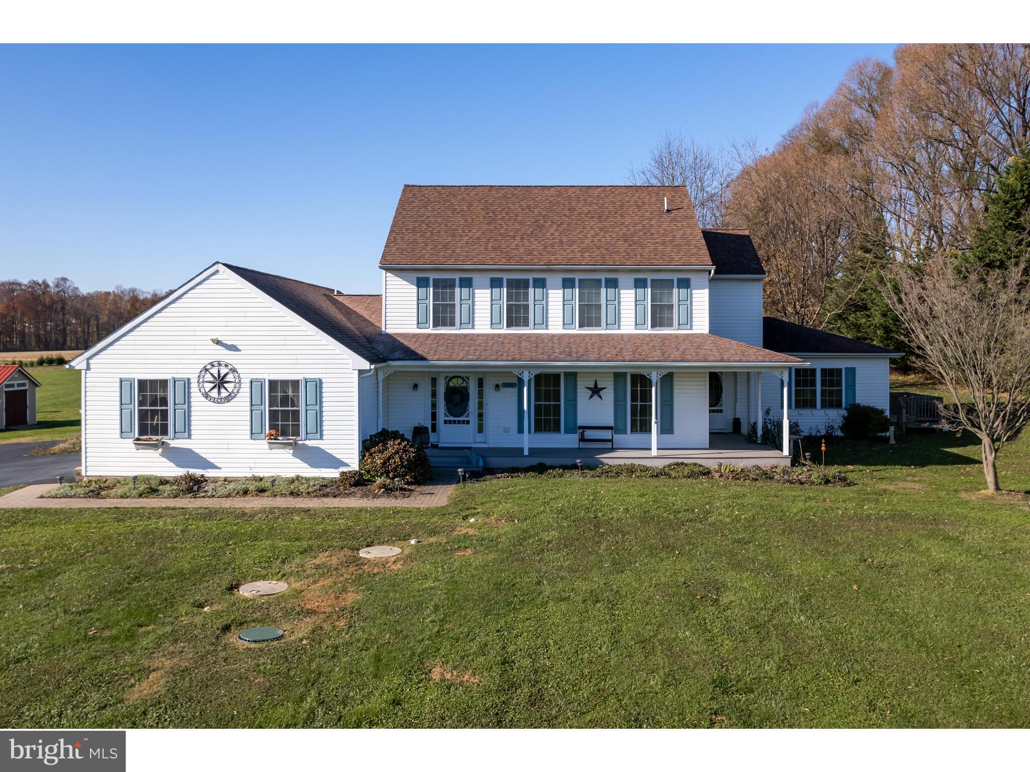 184 Cullen Road Oxford, PA 19363 - Photo 2 of 59 Warm farmhouse style