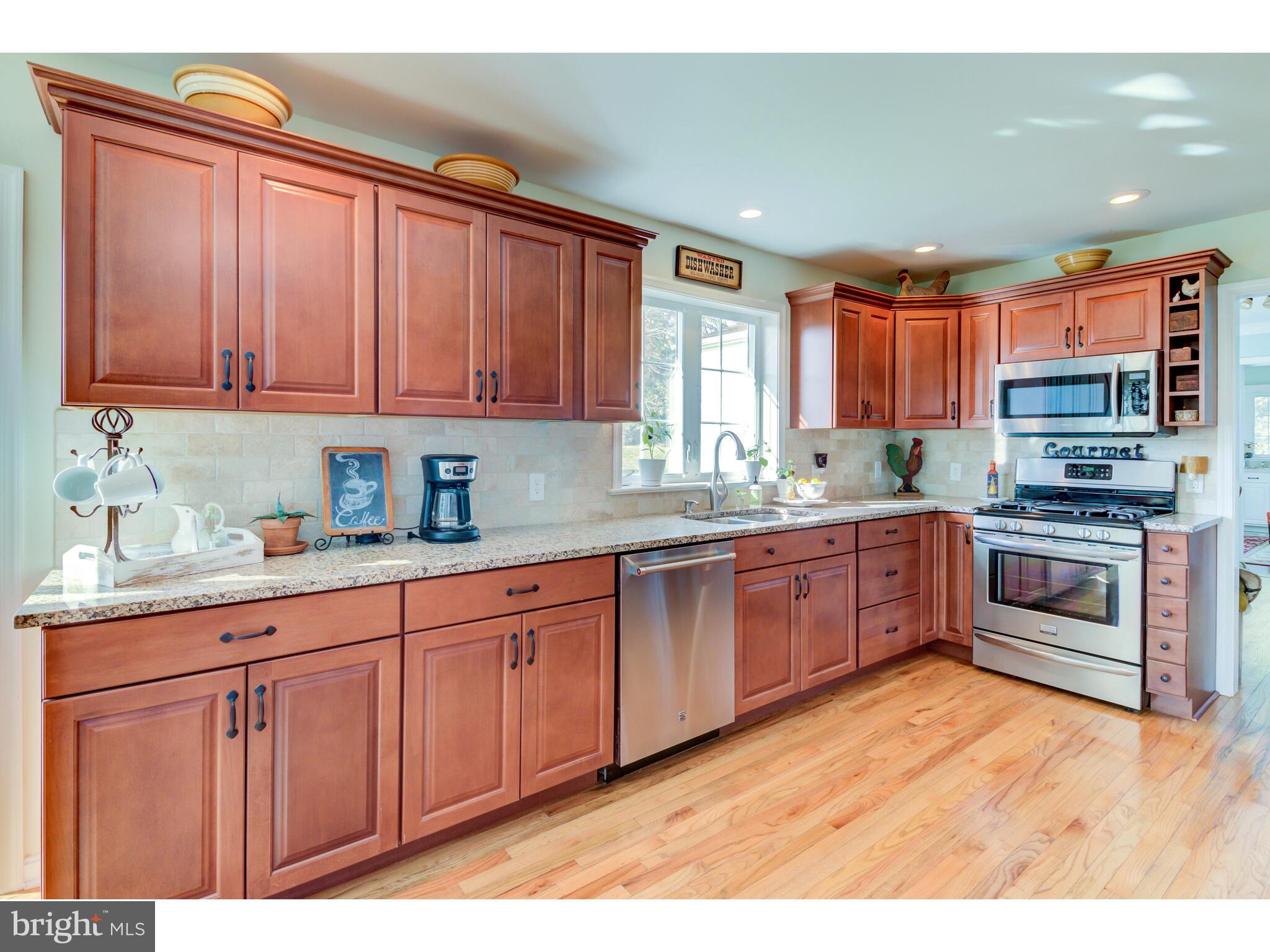184 Cullen Road Oxford, PA 19363 - Photo 32 of 59 beautiful cabinetry and countertops