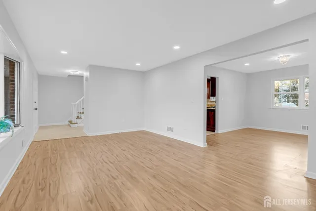 $839,000 | 3 Van Arsdale Court, East Brunswick, NJ 08816