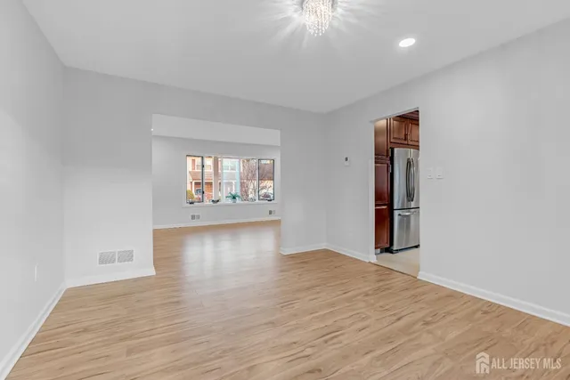 $839,000 | 3 Van Arsdale Court, East Brunswick, NJ 08816