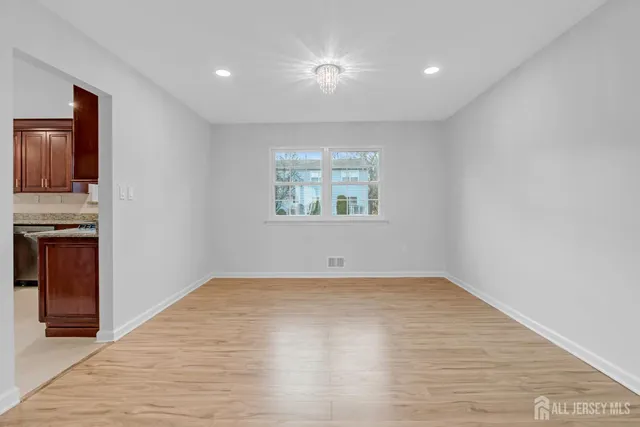 $839,000 | 3 Van Arsdale Court, East Brunswick, NJ 08816