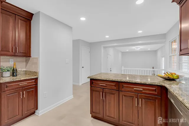 $839,000 | 3 Van Arsdale Court, East Brunswick, NJ 08816