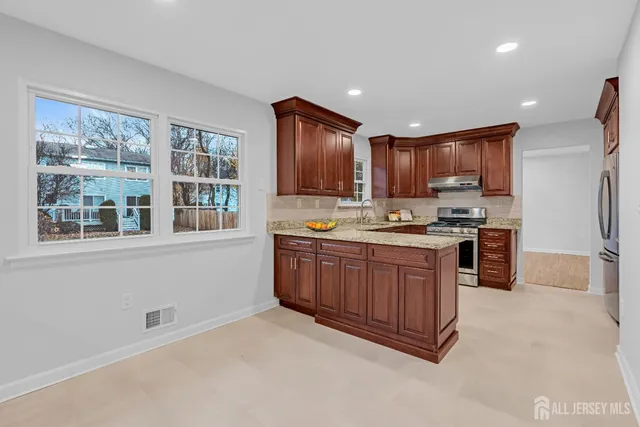 $839,000 | 3 Van Arsdale Court, East Brunswick, NJ 08816