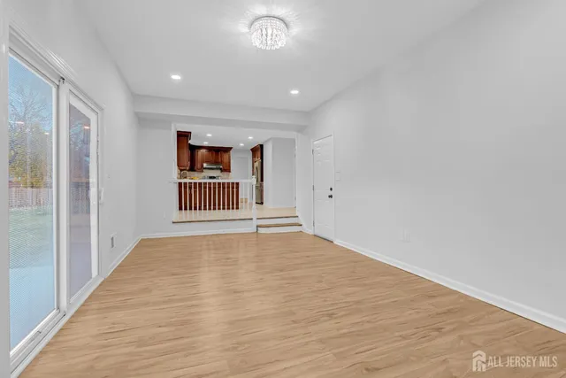 $839,000 | 3 Van Arsdale Court, East Brunswick, NJ 08816