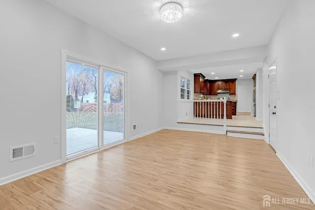 $839,000 | 3 Van Arsdale Court, East Brunswick, NJ 08816