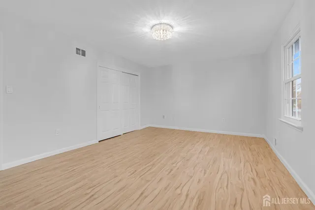 $839,000 | 3 Van Arsdale Court, East Brunswick, NJ 08816