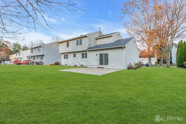 $839,000 | 3 Van Arsdale Court, East Brunswick, NJ 08816