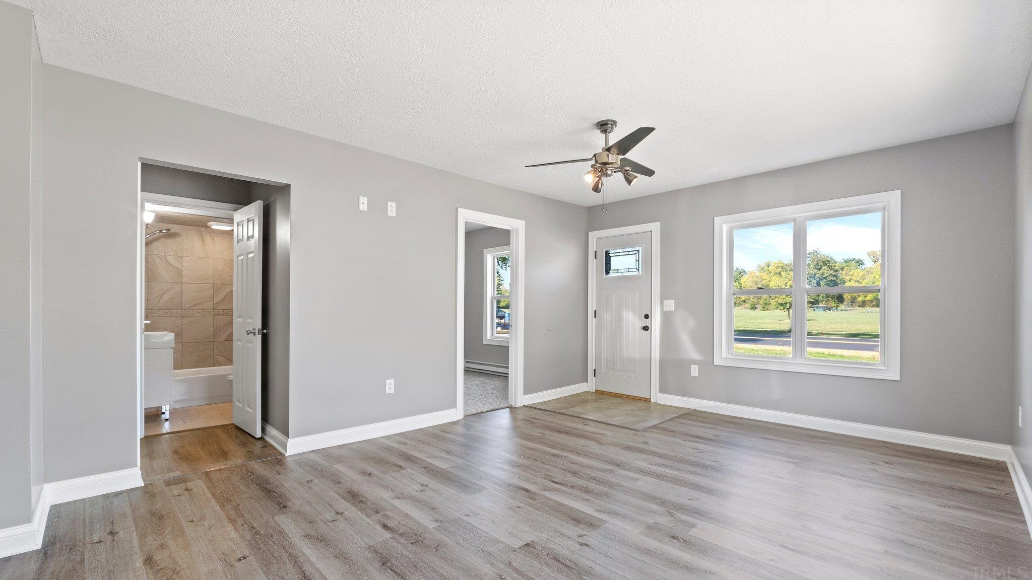 2221 Woods Road Fort Wayne, IN 46818 - Photo 5 of 27