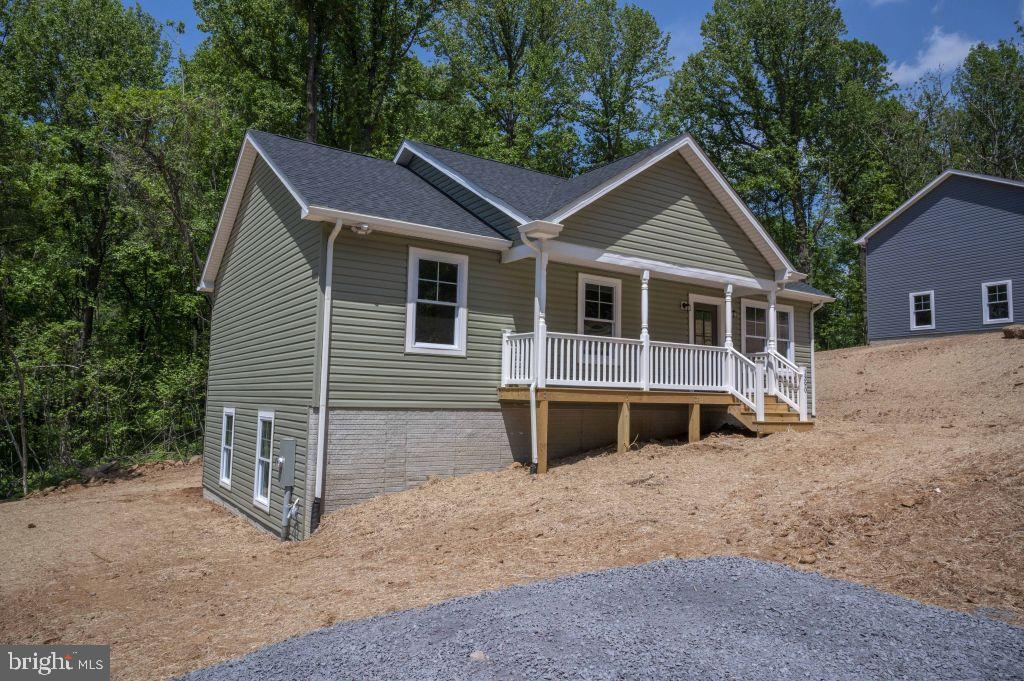 1390 High Top Road Linden, VA 22642 - Photo 2 of 17