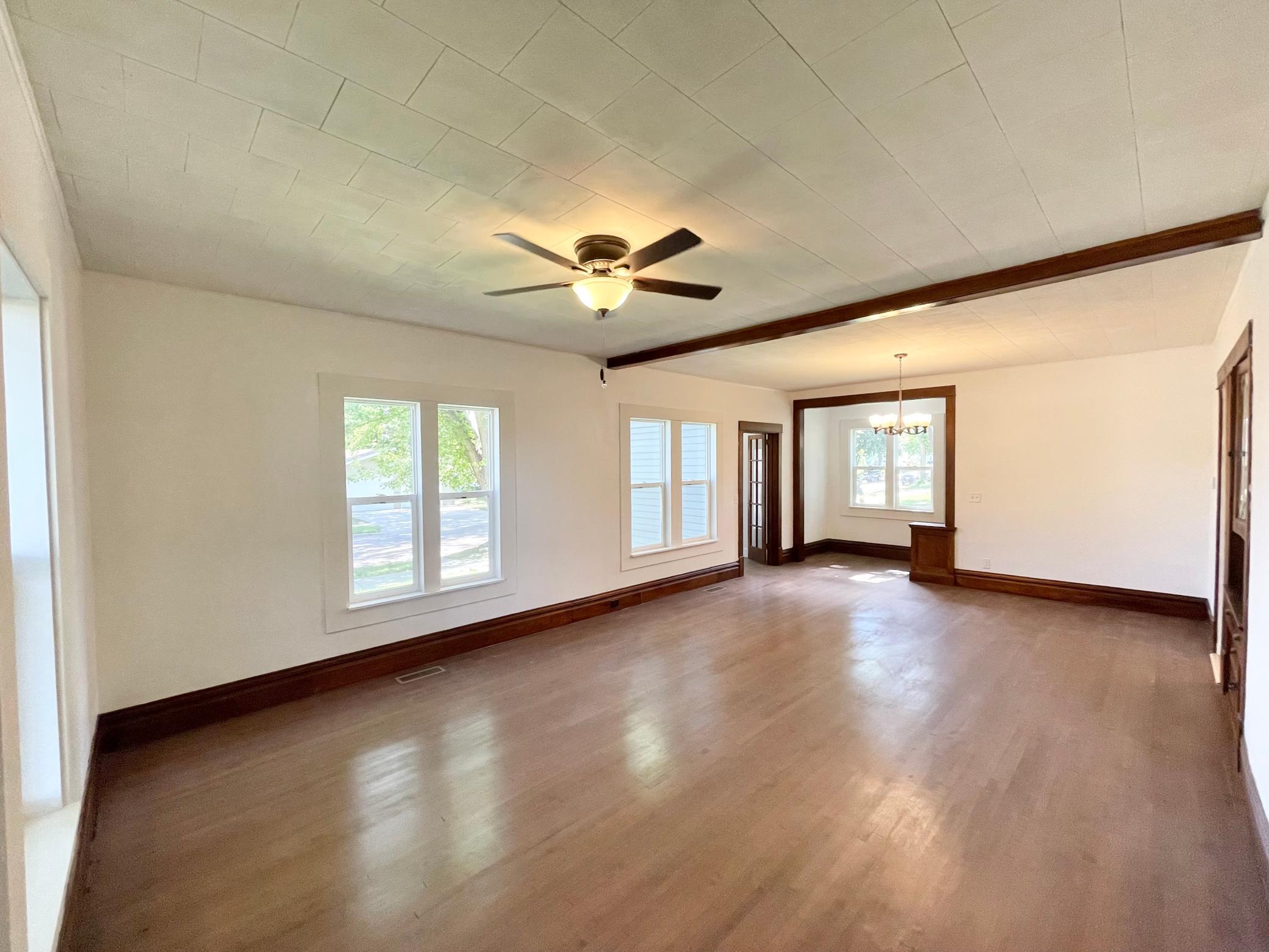 104 South Park Avenue Springfield, MN 56087 - Photo 11 of 66 Gallery Image 11