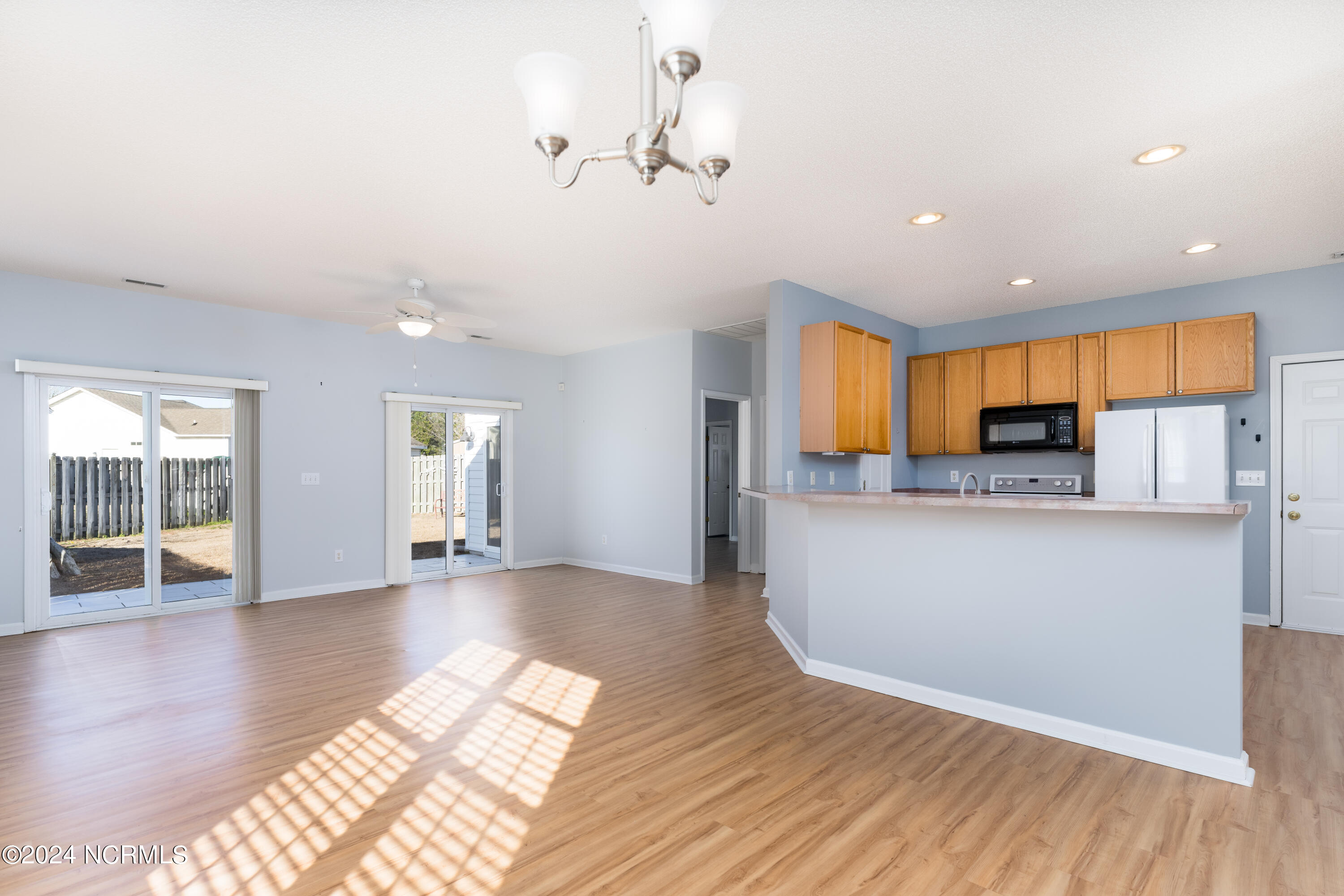8580 Orchard Loop Road Leland, NC 28451 - Photo 8 of 21 1011