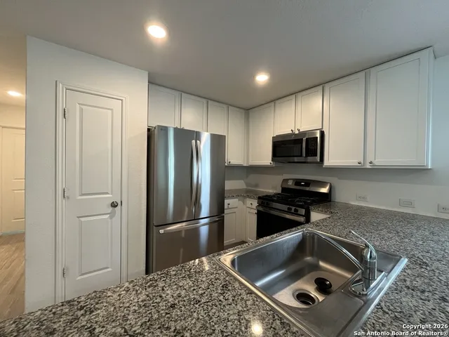 $1,550 | 5630 Raven Place, San Antonio, TX 78218