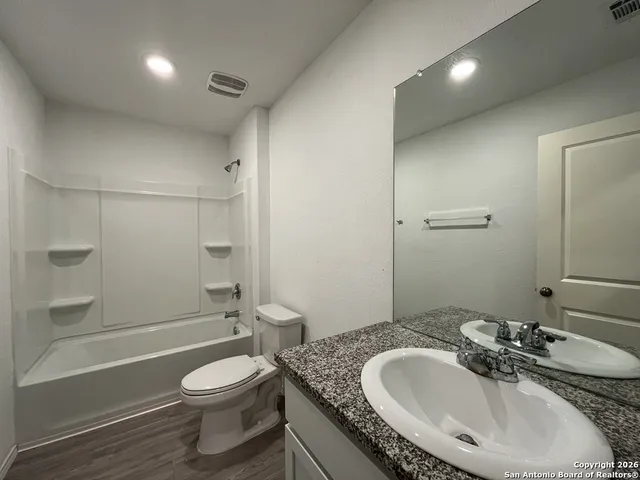 $1,550 | 5630 Raven Place, San Antonio, TX 78218