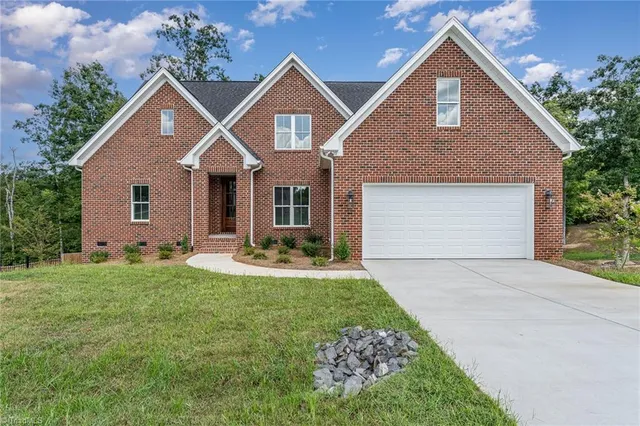 $599,000 | 7629 Monty Drive, Kernersville, NC 27284