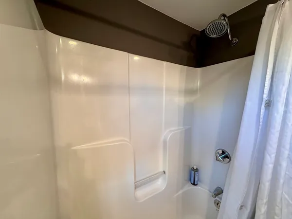 $3,000 | 7 Hardy Street, Unit 1, Beverly, MA 01915