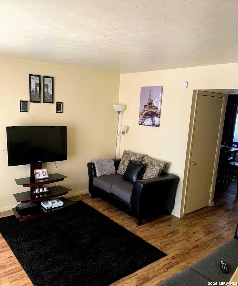 1341 North Jim Miller Road, Unit 23 Dallas, TX 75217 - Photo 4 of 17