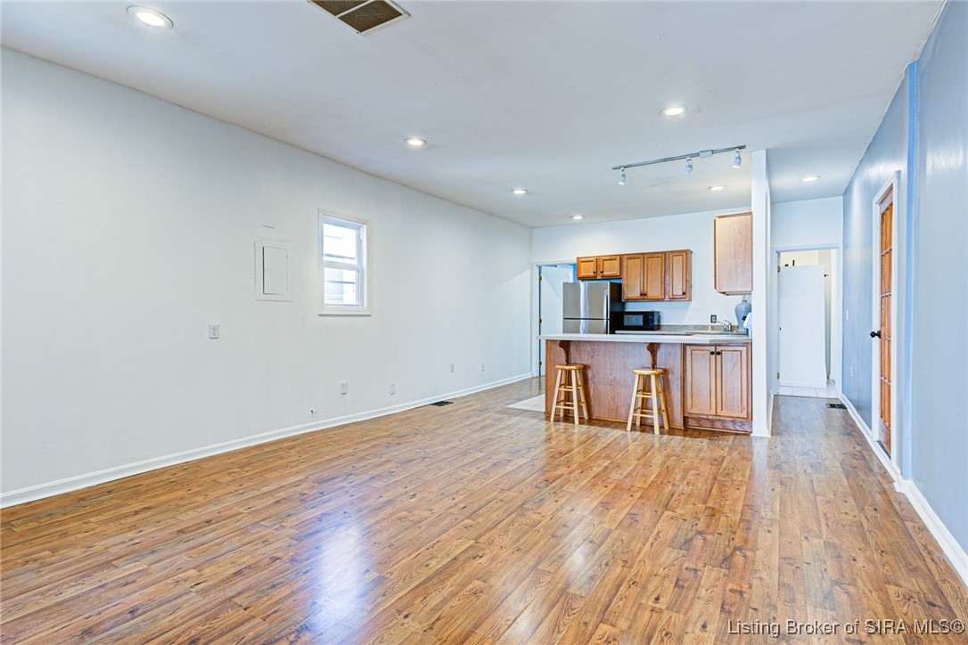 313 East Spring Street, Unit 2 New Albany, IN 47150 - Photo 4 of 14