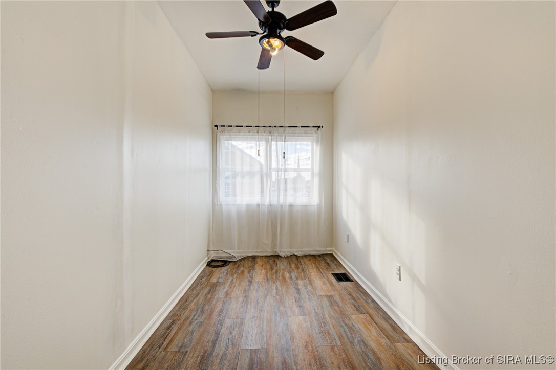 313 East Spring Street, Unit 2 New Albany, IN 47150 - Photo 7 of 14