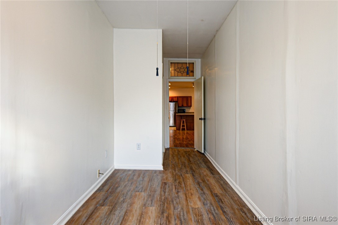 313 East Spring Street, Unit 2 New Albany, IN 47150 - Photo 8 of 14