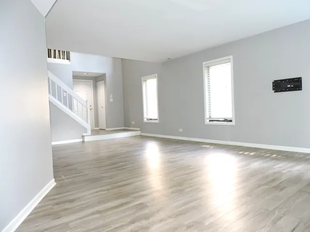 $409,900 | 245 Carlisle Avenue, Westmont, IL 60559