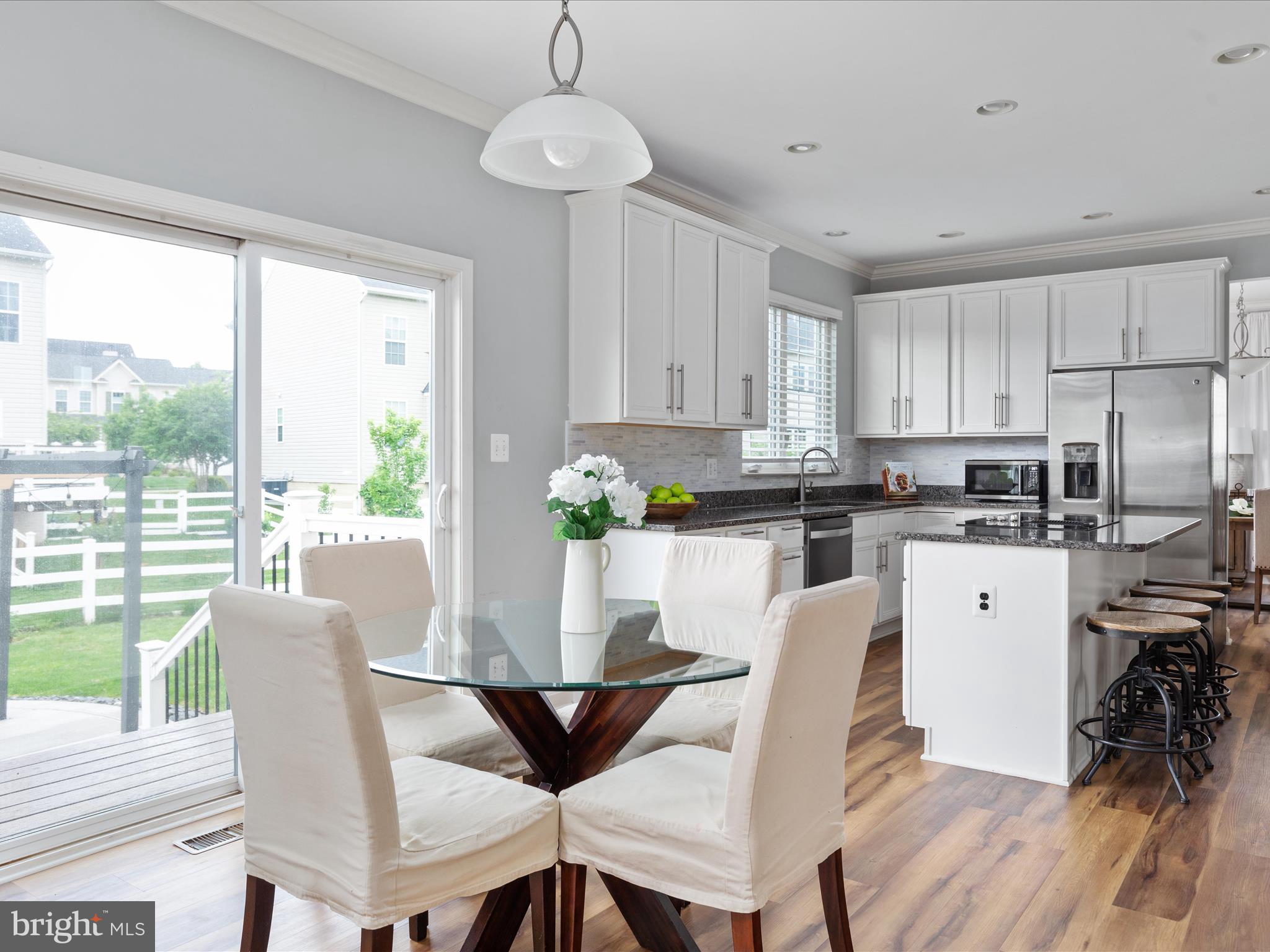 17618 Cleveland Park Drive Round Hill, VA 20141 - Photo 15 of 58