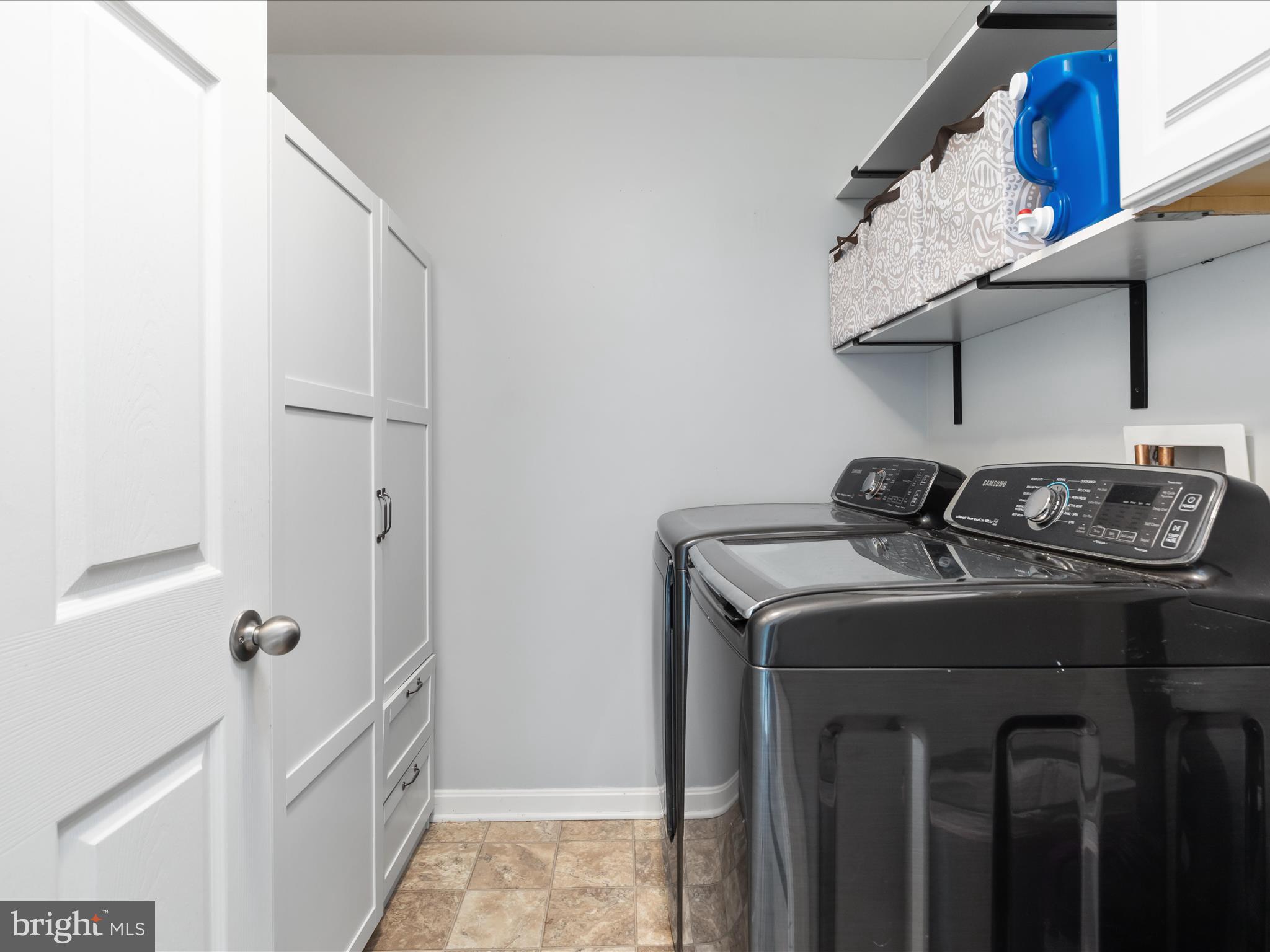 17618 Cleveland Park Drive Round Hill, VA 20141 - Photo 24 of 58