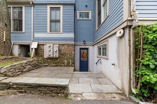 23 Hillside Street Boston, MA 02120 - Photo 25 of 26