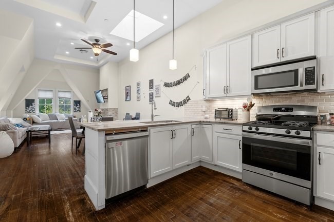 23 Hillside Street Boston, MA 02120 - Photo 3 of 26