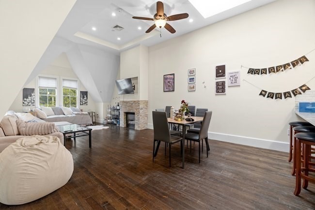 23 Hillside Street Boston, MA 02120 - Photo 4 of 26