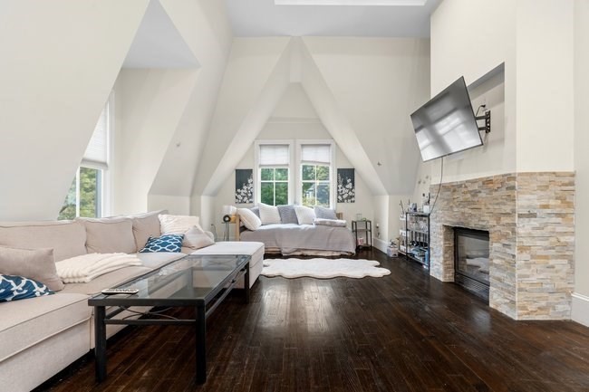 23 Hillside Street Boston, MA 02120 - Photo 5 of 26