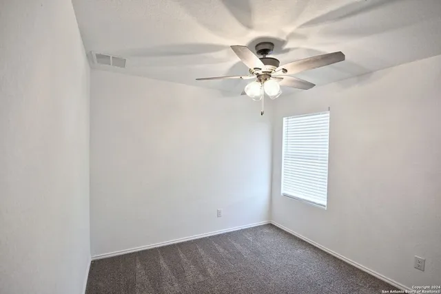 $1,550 | 766 Tulsa Trail, New Braunfels, TX 78132